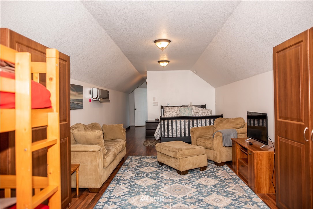 3126 Laurel Road Longview, WA 98632 - Photo 33 of 40 Gallery Image 33
