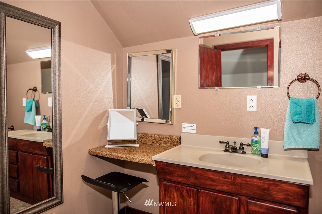 3126 Laurel Road Longview, WA 98632 - Photo 34 of 40 Gallery Image 34