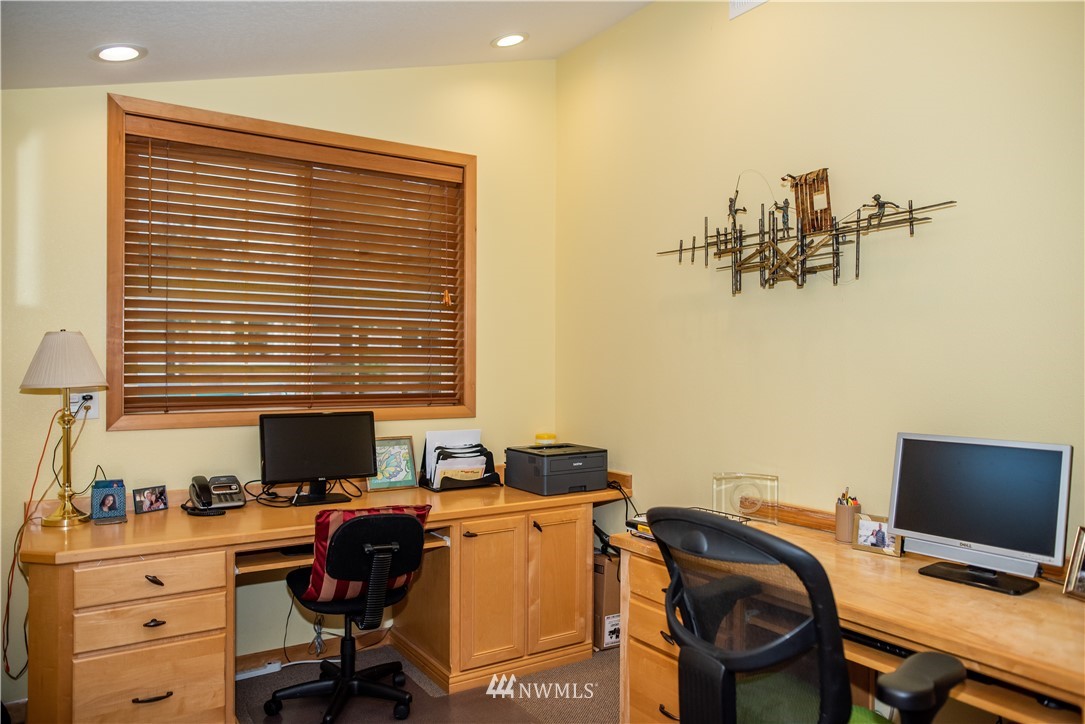 3126 Laurel Road Longview, WA 98632 - Photo 5 of 40 Gallery Image 5