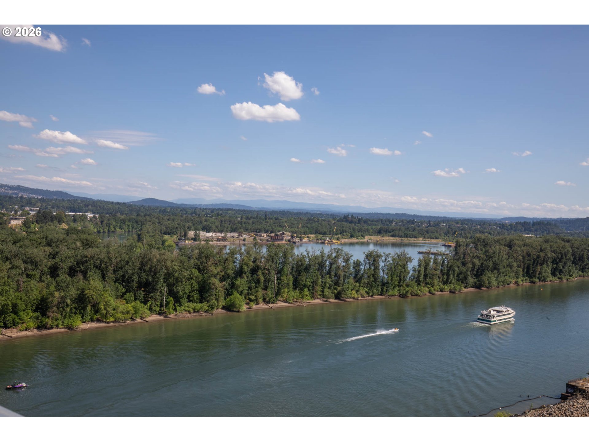 841 Southwest Gaines Street, Unit 2012 Portland, OR 97239 - Photo 38 of 44