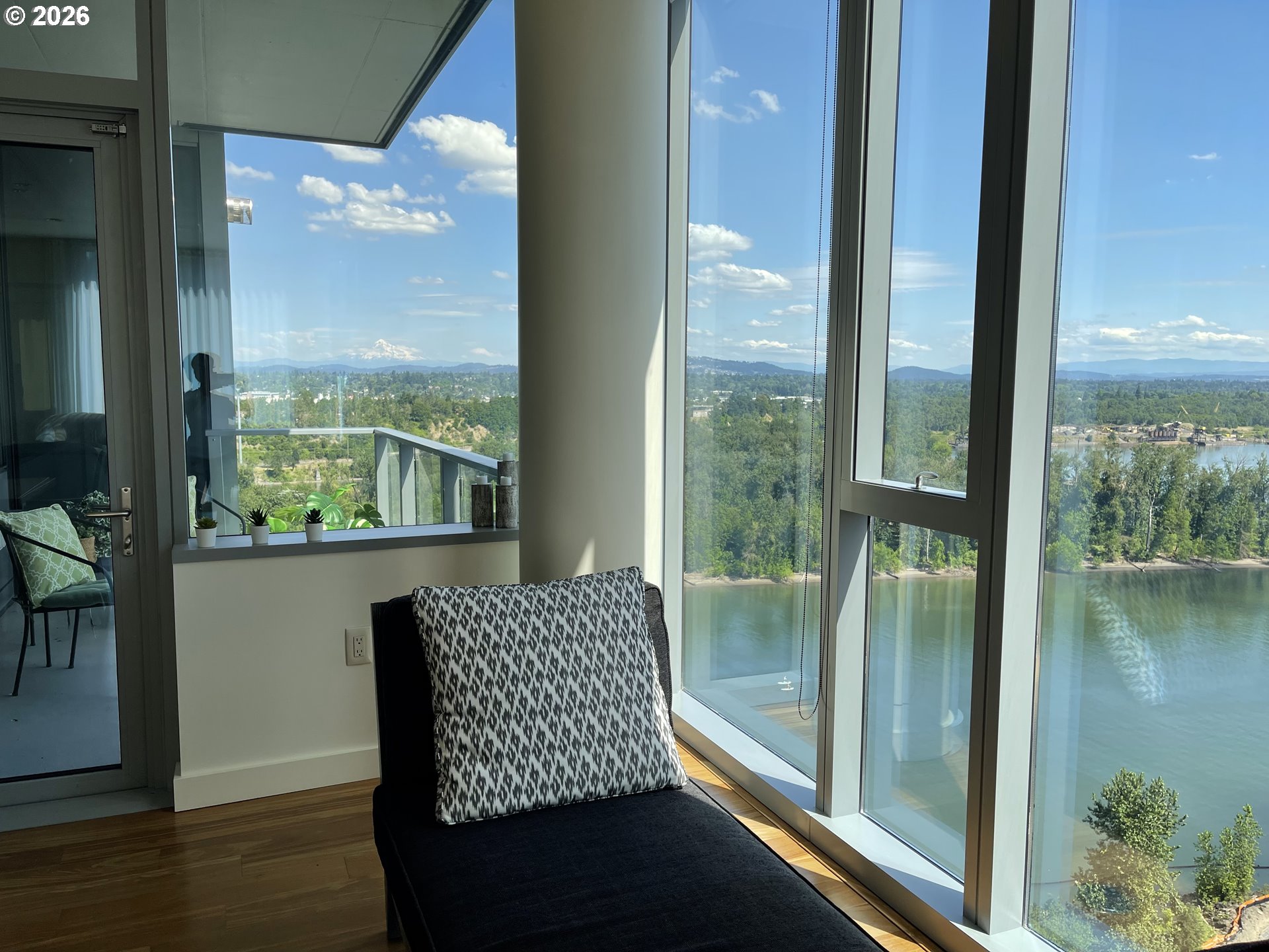 841 Southwest Gaines Street, Unit 2012 Portland, OR 97239 - Photo 4 of 44 a view of a room with a large window