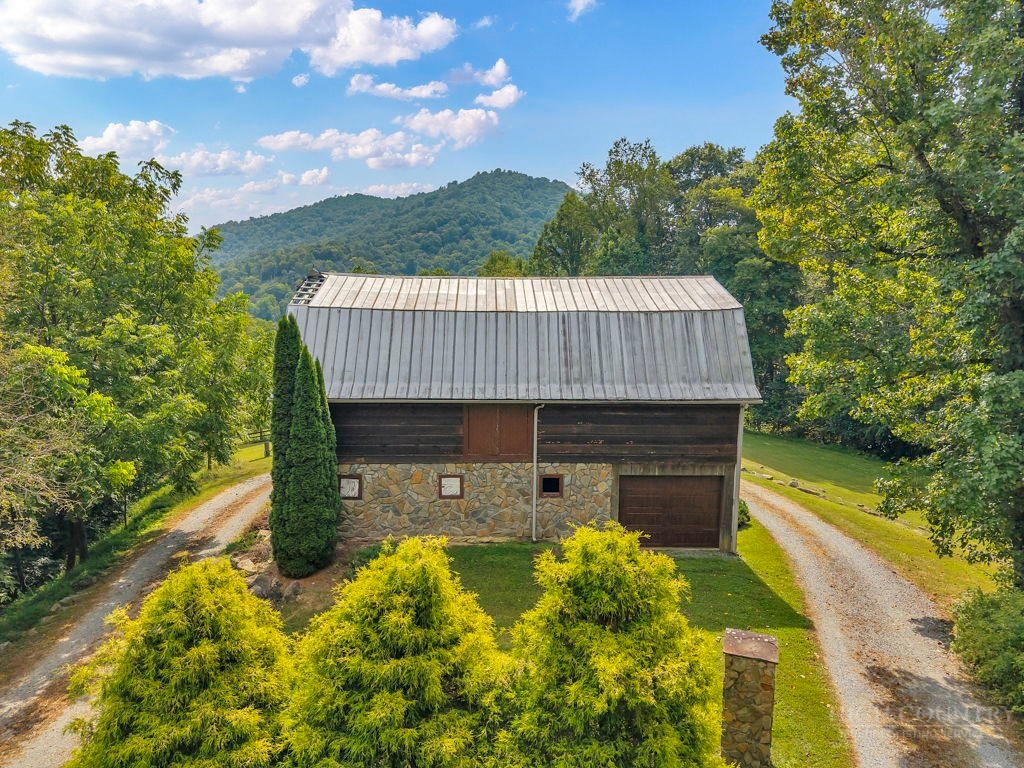501 John Ward Road Sugar Grove, NC 28679 - Photo 45 of 50 Gallery Image 45