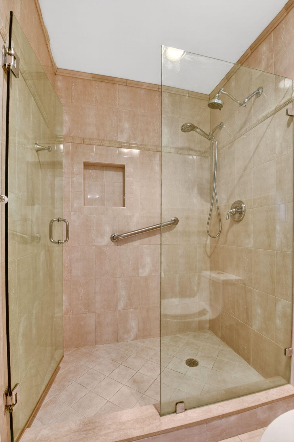 1411 Southwest 27th Avenue, Unit 201 Delray Beach, FL 33445 - Photo 22 of 48 40-web-or-mls-DSC_2990