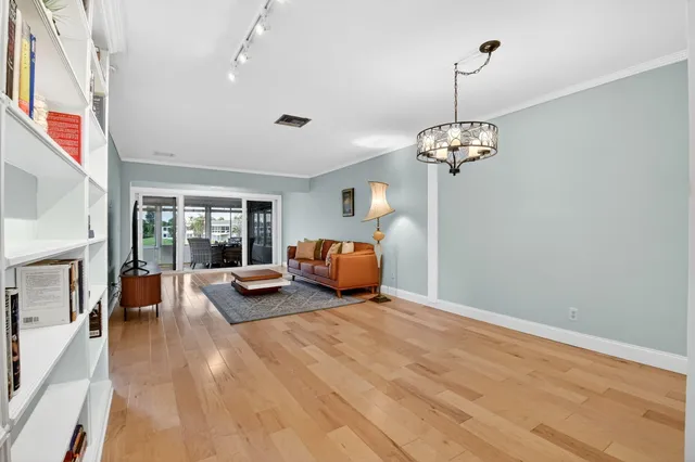 a view of a storage & utility room with washer and dryer