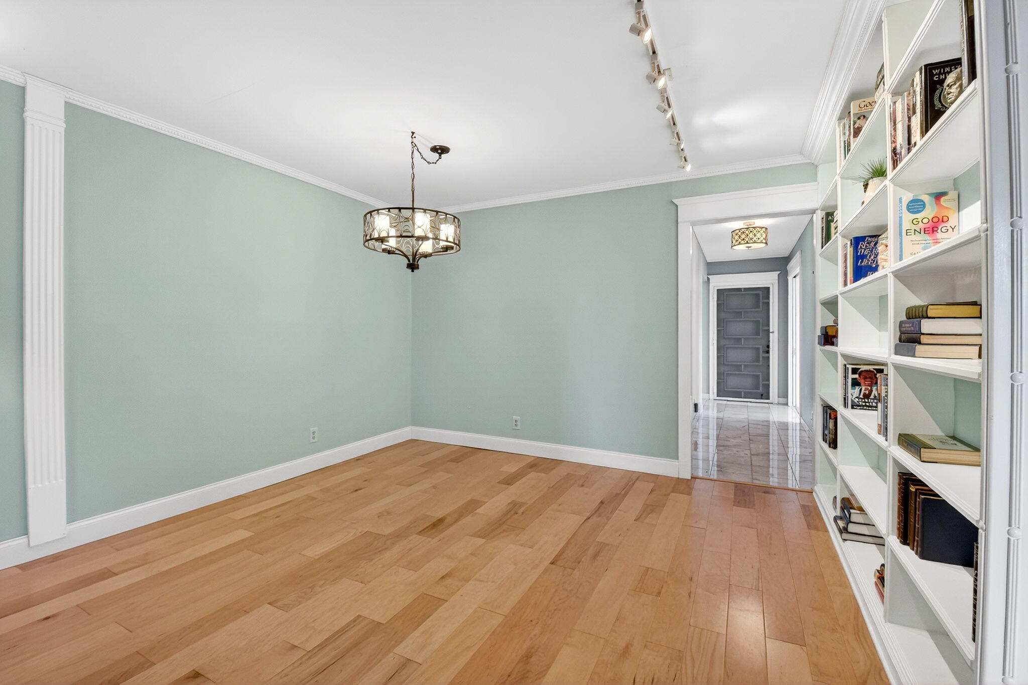 1411 Southwest 27th Avenue, Unit 201 Delray Beach, FL 33445 - Photo 7 of 48 22-web-or-mls-DSC_2901