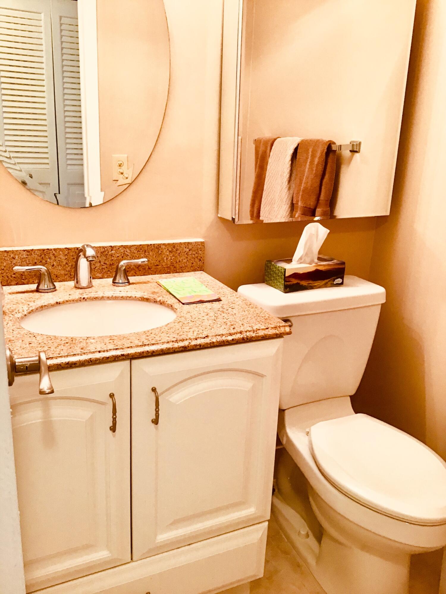 4008 Cornwall East Boca Raton, FL 33434 - Photo 13 of 27 291EBE1C-7CFF-4969-941C-9E720ACBBC45 (1)