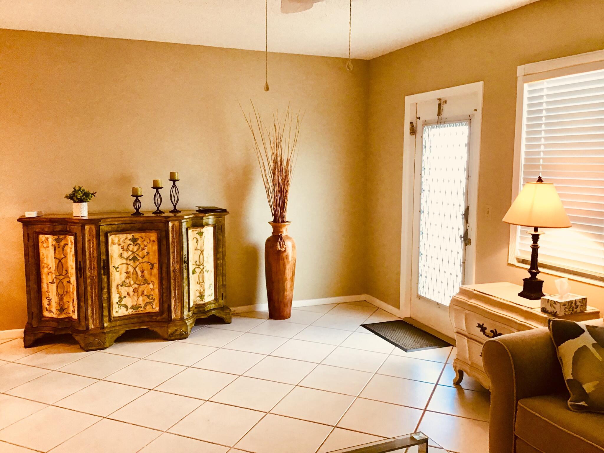 4008 Cornwall East Boca Raton, FL 33434 - Photo 5 of 27 C01F5E28-AF50-466C-B80E-E727059A2FFD (1)