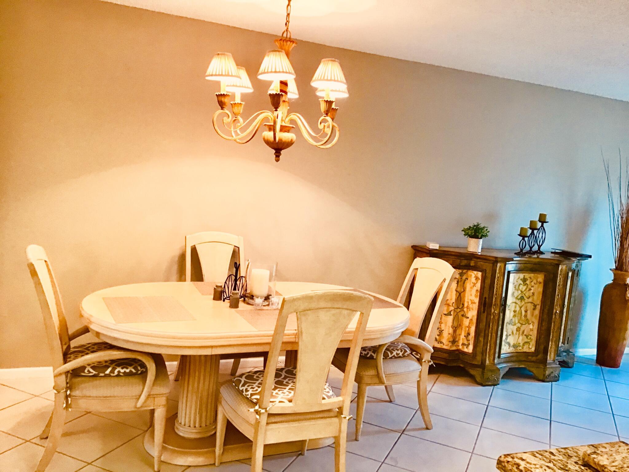4008 Cornwall East Boca Raton, FL 33434 - Photo 6 of 27 E1F372F2-EAB0-4322-9DBA-E6184486DB19 (1)
