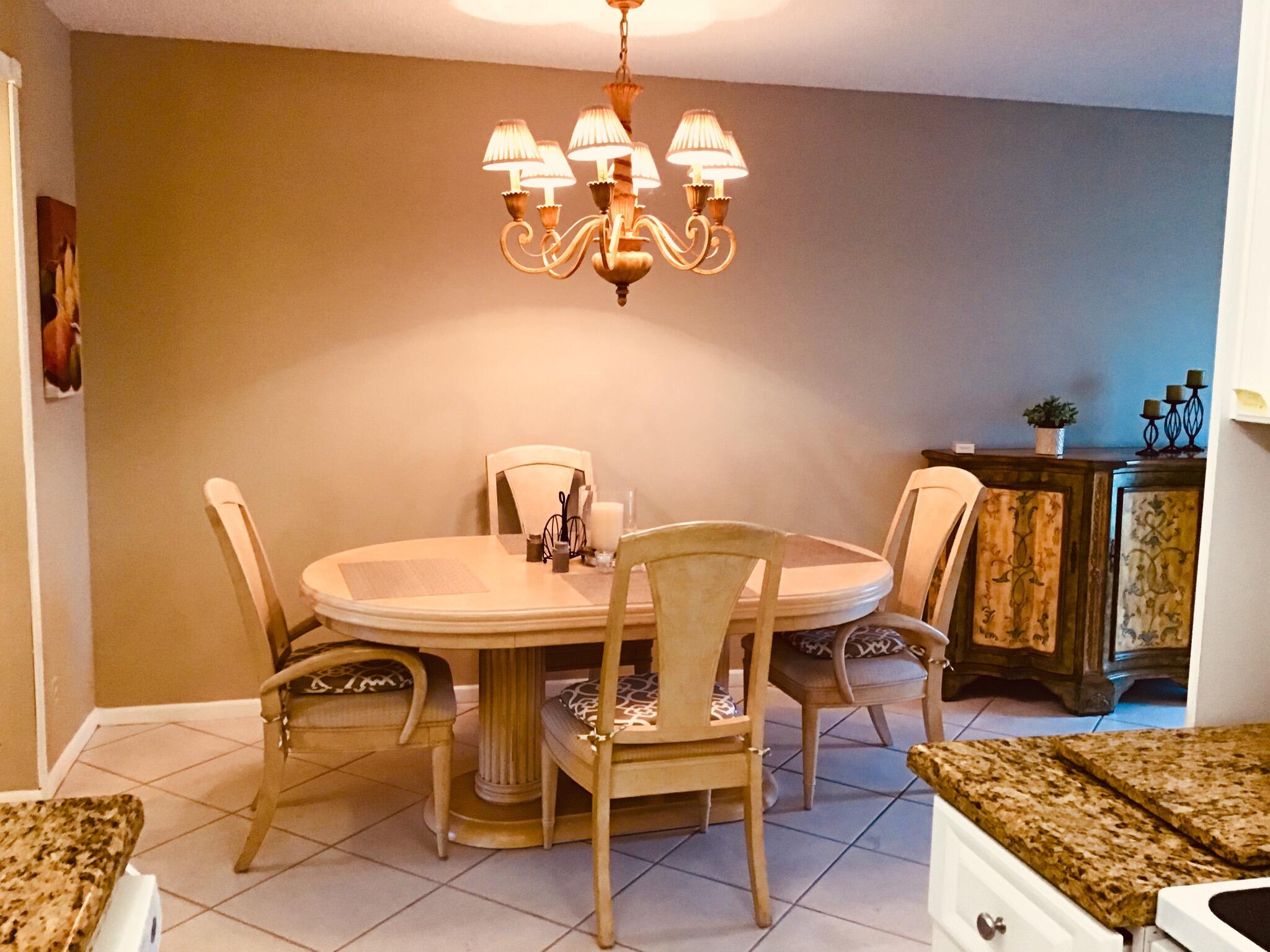4008 Cornwall East Boca Raton, FL 33434 - Photo 8 of 27 F5CAA227-9315-4844-AB57-CEA300B7FCBD