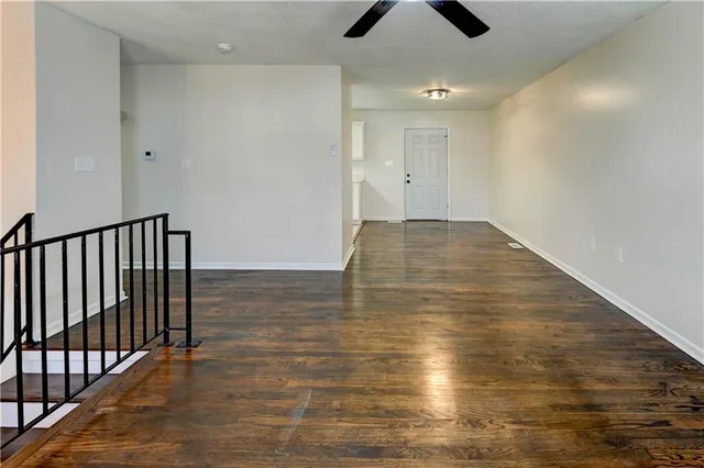 $215,000 | 18607 East 6th Street North, Independence, MO 64056