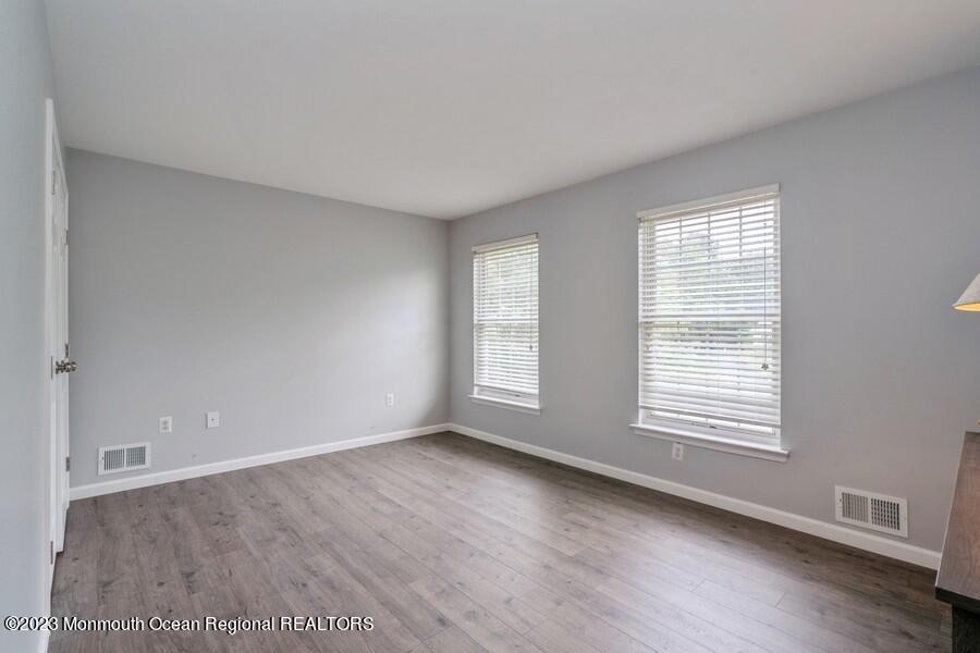 8 Dominion Drive Jackson, NJ 08527 - Photo 15 of 34 Bedroom