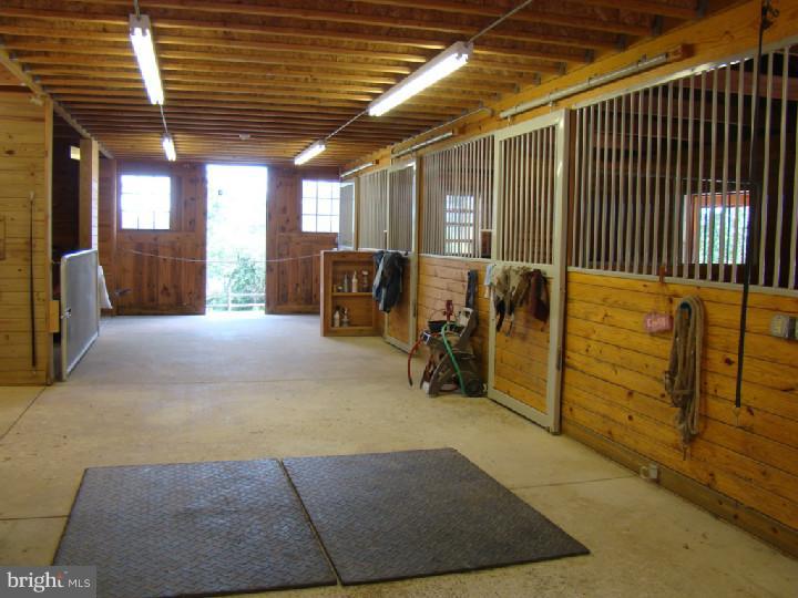 516 St Matthews Road Chester Springs, PA 19425 - Photo 20 of 25 Barn