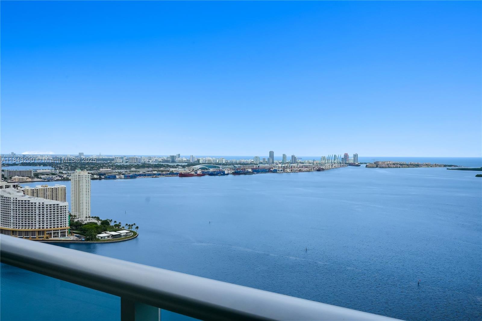 1331 Brickell Bay Drive, Unit 4303 Miami, FL 33131 - Photo 32 of 41 a view of a lake with a city view
