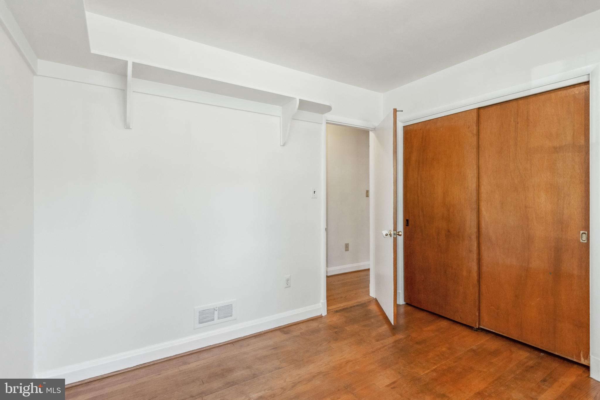 22 Croftley Road Lutherville-Timonium, MD 21093 - Photo 23 of 50 Primary Bedroom