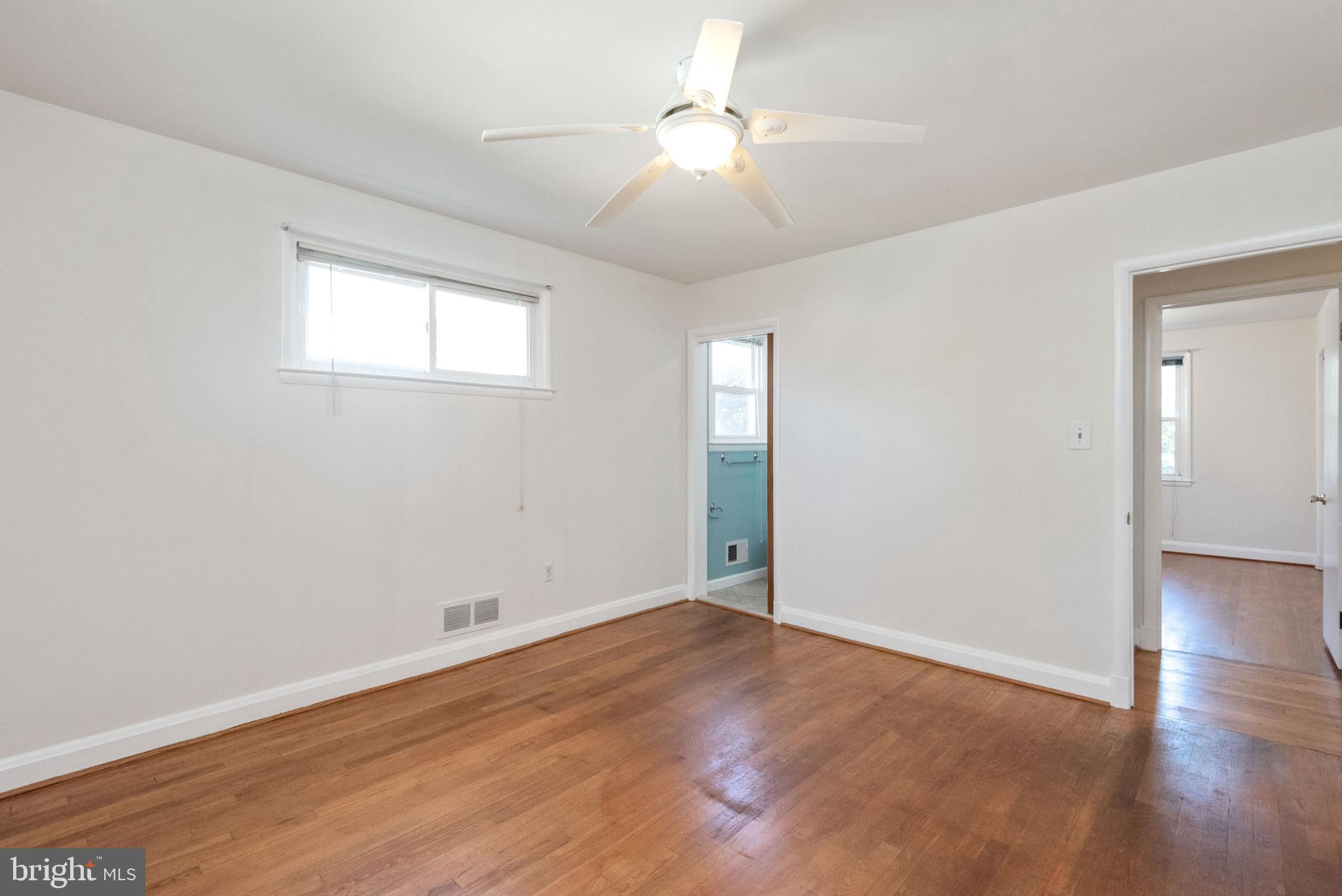 22 Croftley Road Lutherville-Timonium, MD 21093 - Photo 24 of 50 Primary Bedroom