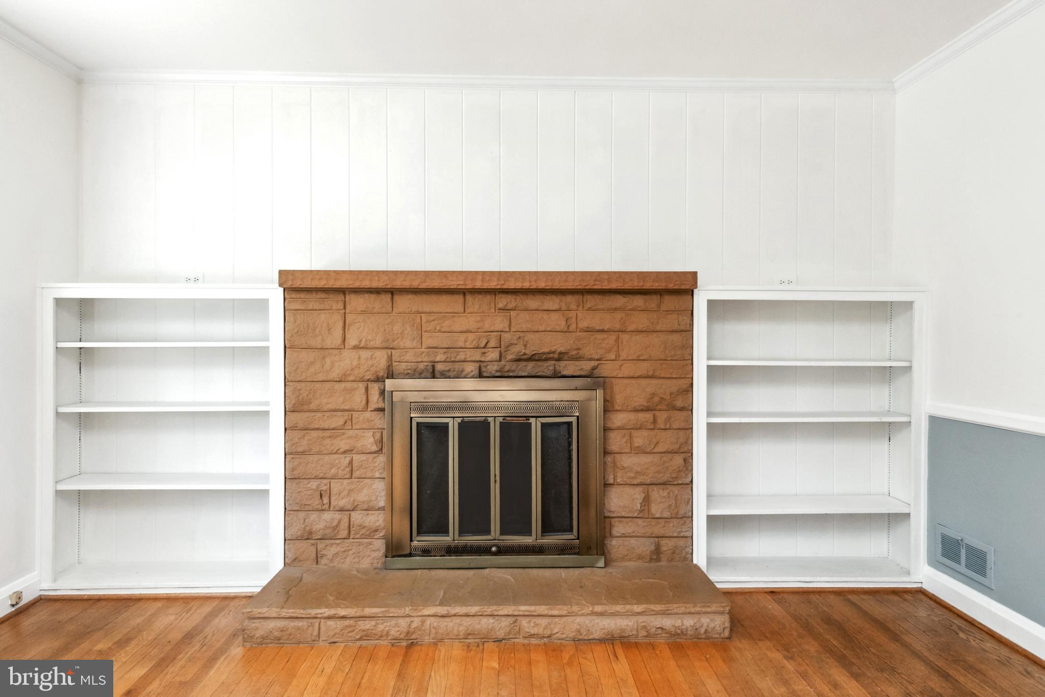 Built Ins around fireplace