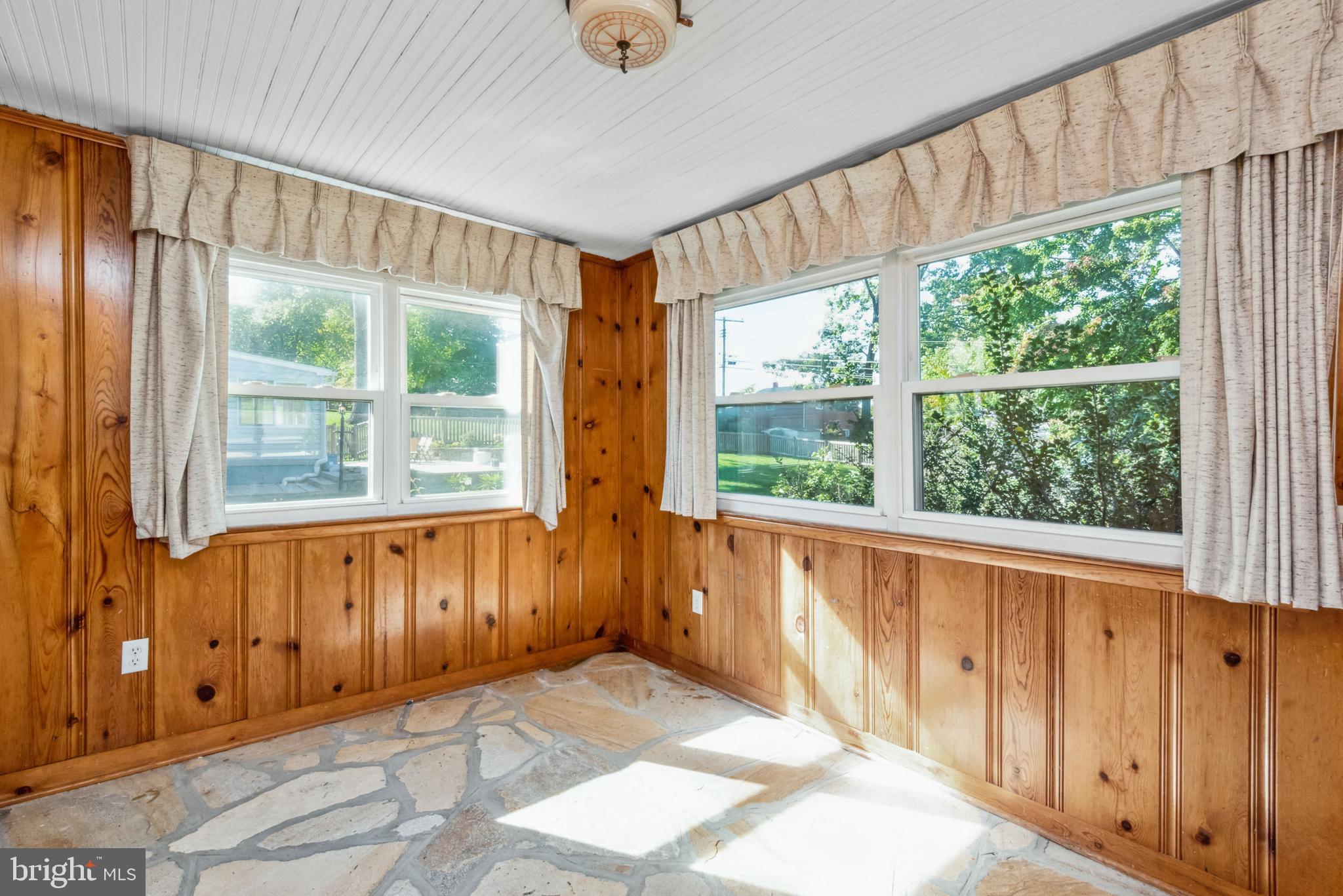 22 Croftley Road Lutherville-Timonium, MD 21093 - Photo 32 of 50 Sunroom