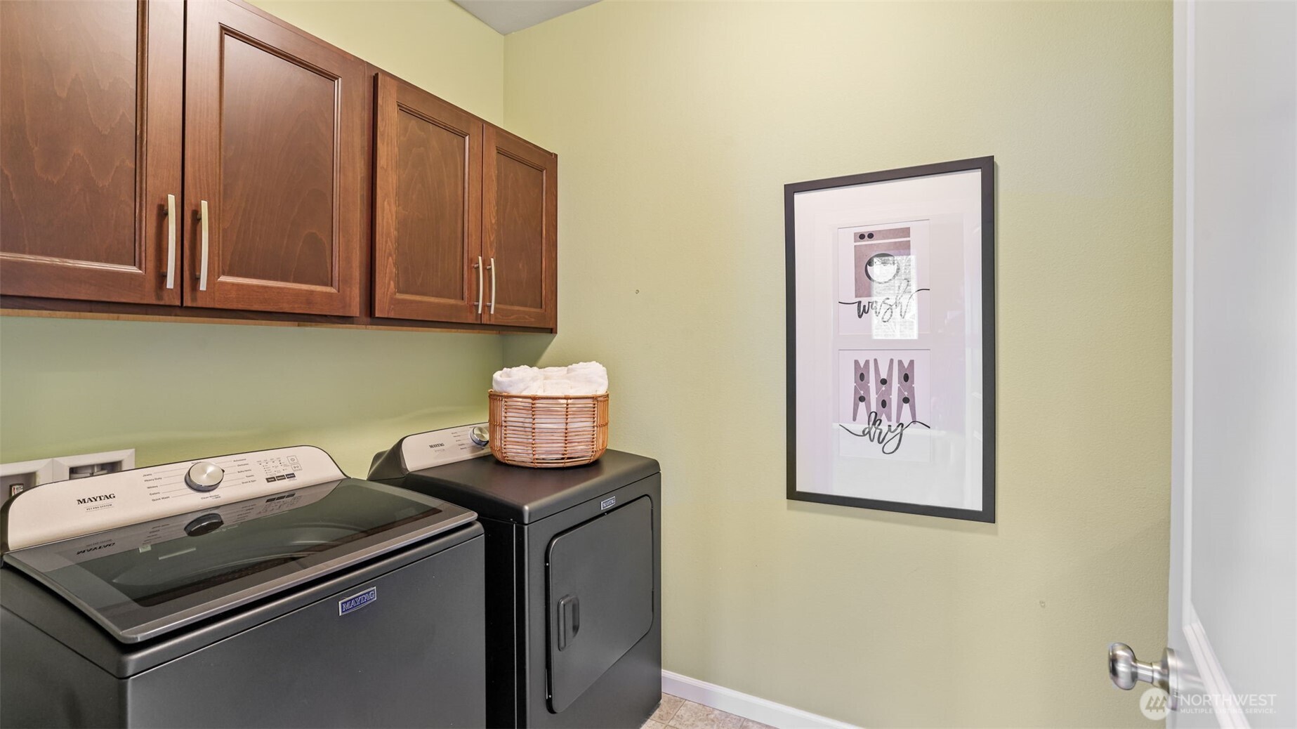 19813 35th Drive Southeast Bothell, WA 98012 - Photo 23 of 33 Gallery Image 23