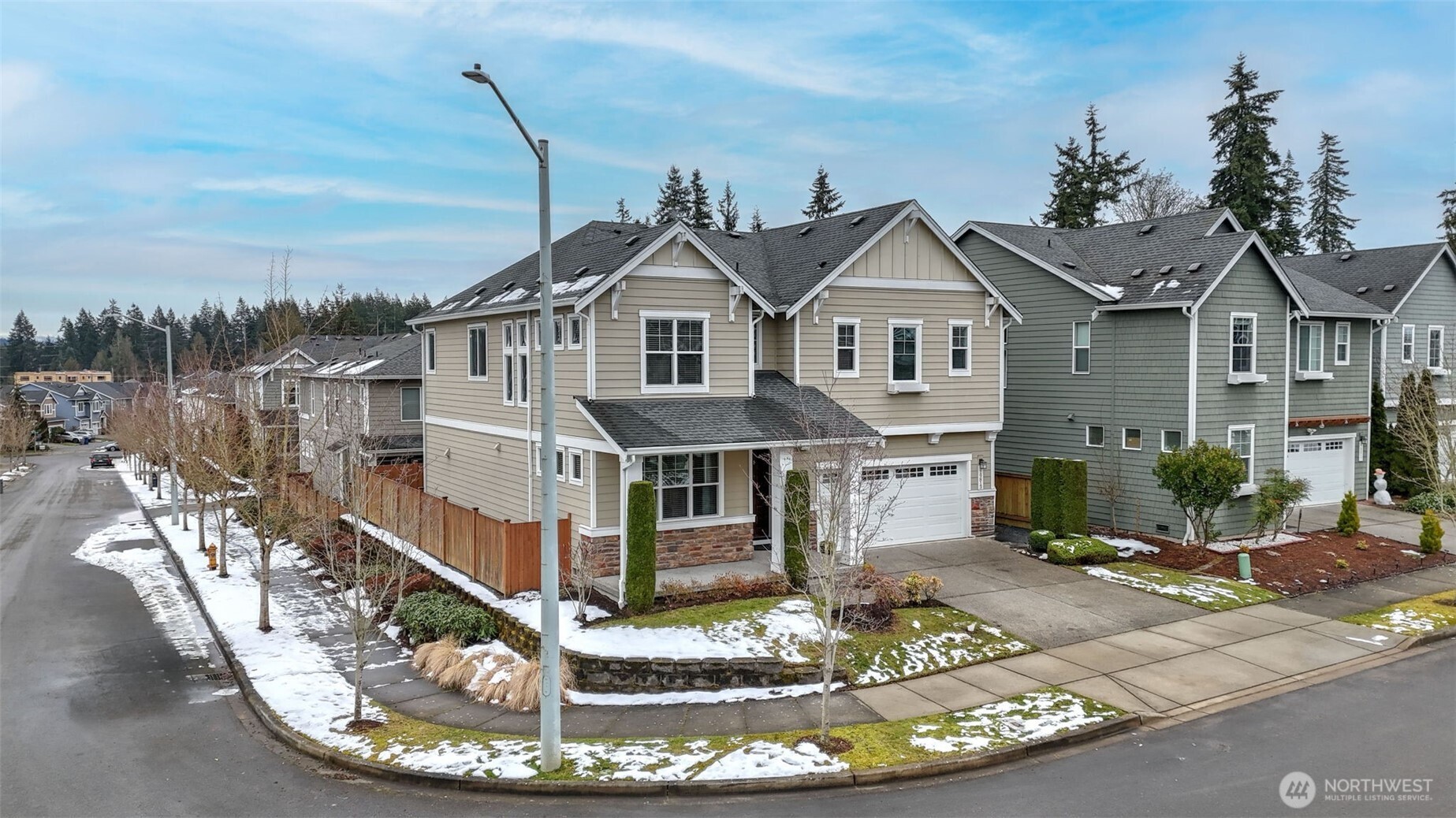 19813 35th Drive Southeast Bothell, WA 98012 - Photo 3 of 33 Gallery Image 3
