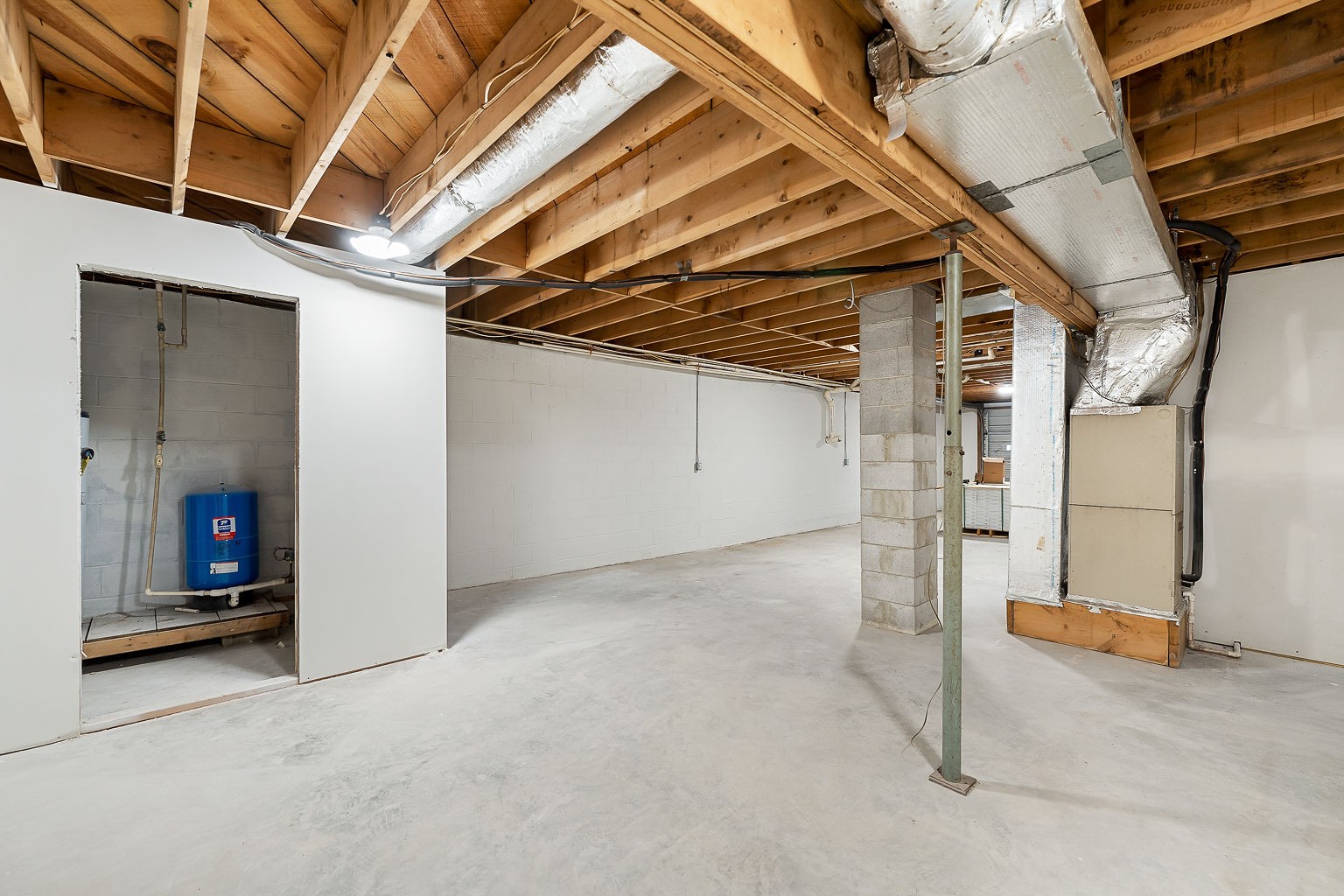 6401 Lucky Road McMinnville, TN 37110 - Photo 19 of 50 a view of empty room