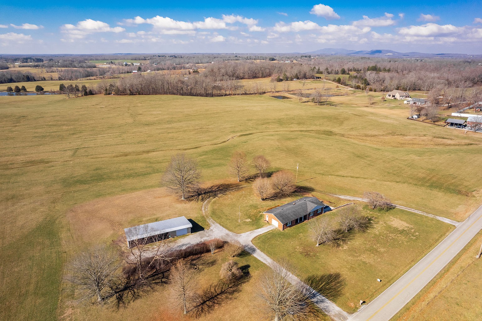 6401 Lucky Road McMinnville, TN 37110 - Photo 34 of 50 a view of an ocean and beach