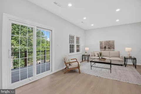 $799,999 | 7623 Heatherton Lane, Potomac, MD 20854