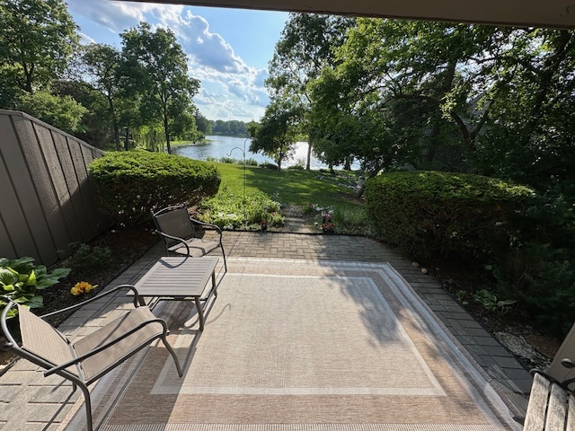 640 Old Barn Road, Unit D Lake Barrington, IL 60010 - Photo 29 of 46 Gallery Image 29