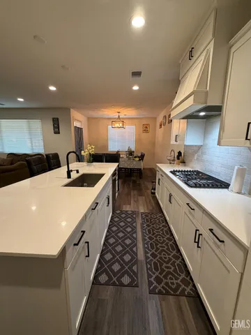 $489,990 | Undisclosed Address, Bakersfield, CA 93313