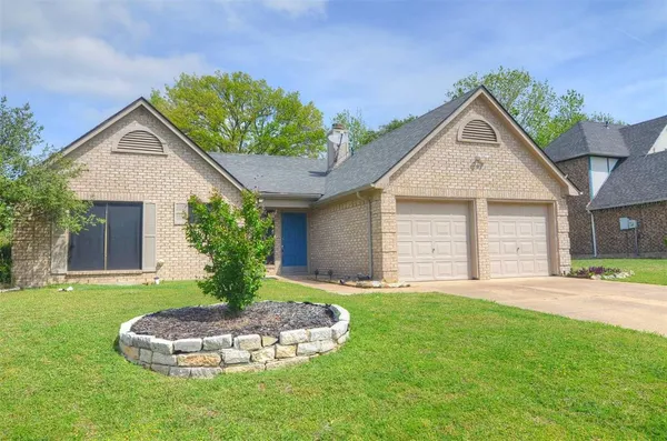 $1,995 | 8205 Intrepid Lane, Rowlett, TX 75089