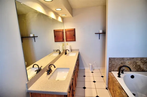 $1,995 | 8205 Intrepid Lane, Rowlett, TX 75089