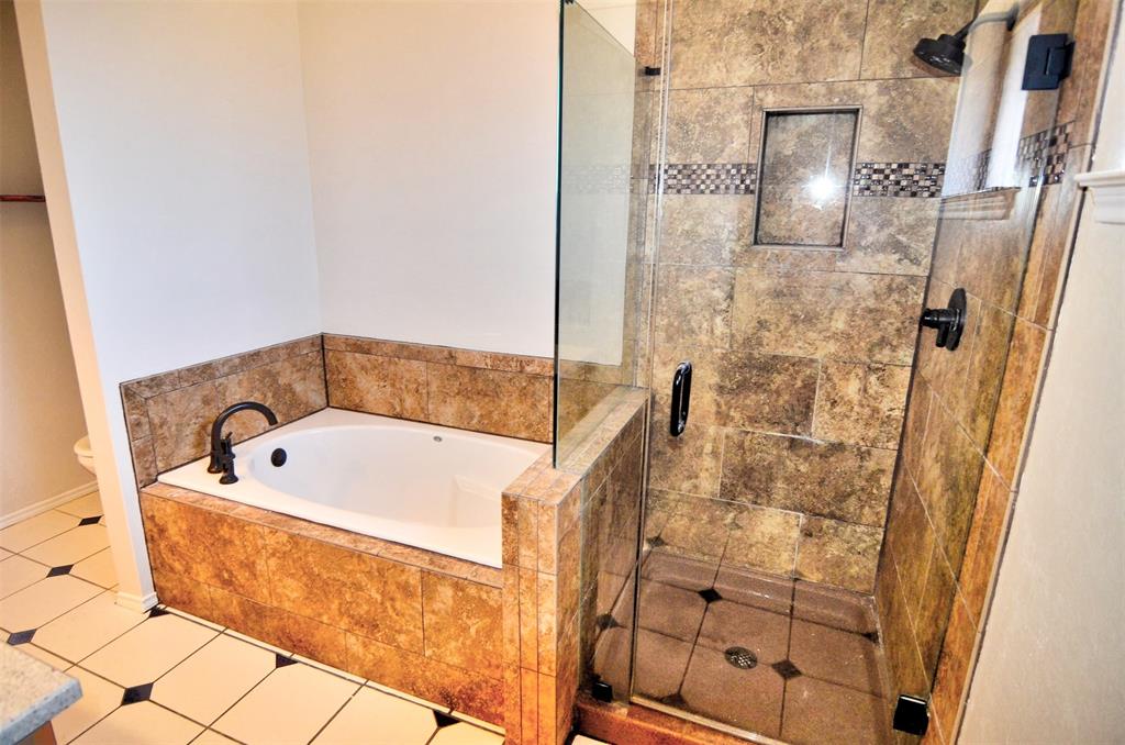 8205 Intrepid Lane Rowlett, TX 75089 - Photo 9 of 13