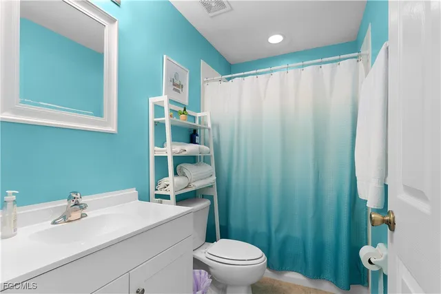 $209,900 | 4214 Bellasol Circle, Unit 814, Fort Myers, FL 33916