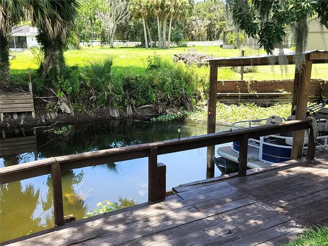 $139,000 | 52 Outlet Drive, Lake Panasoffkee, FL 33538