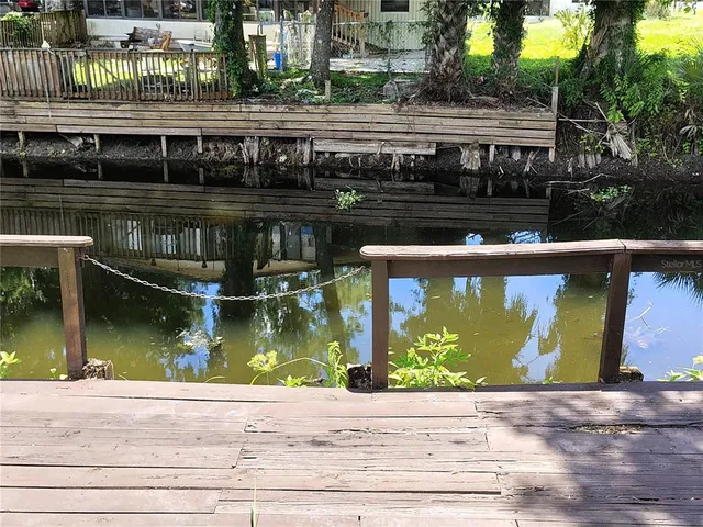 $139,000 | 52 Outlet Drive, Lake Panasoffkee, FL 33538