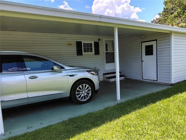 $139,000 | 52 Outlet Drive, Lake Panasoffkee, FL 33538