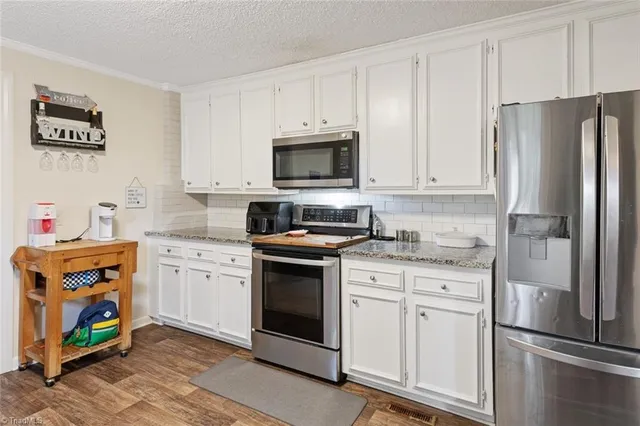 $327,000 | 829 Highway 62, Pleasant Garden, NC 27313