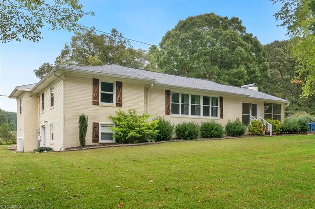 $327,000 | 829 Highway 62, Pleasant Garden, NC 27313