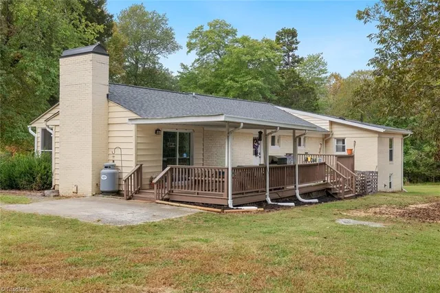 $327,000 | 829 Highway 62, Pleasant Garden, NC 27313
