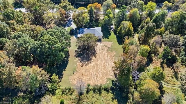 $327,000 | 829 Highway 62, Pleasant Garden, NC 27313