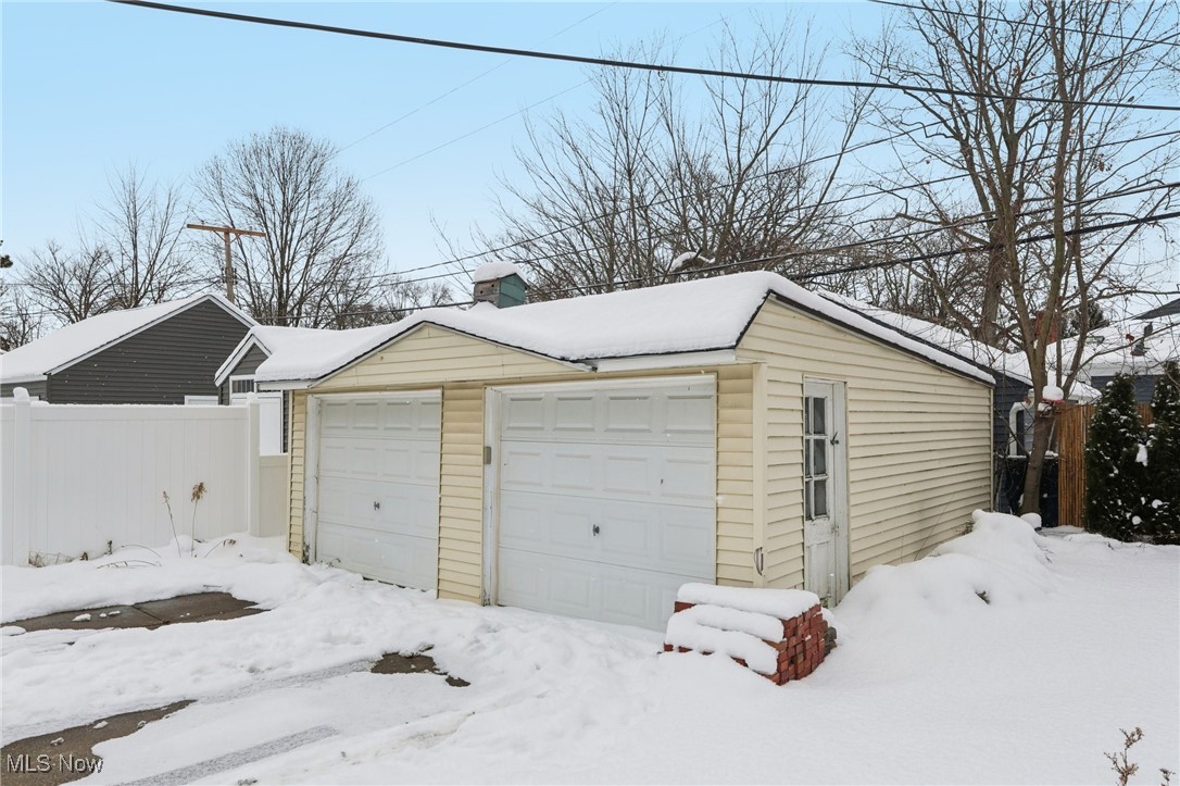 619 Kenilworth Road Bay Village, OH 44140 - Photo 39 of 44