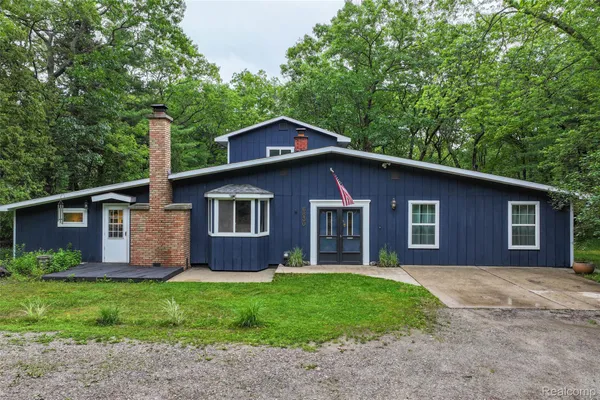 $284,900 | 6630 Russell Drive, Caseville, MI 48725