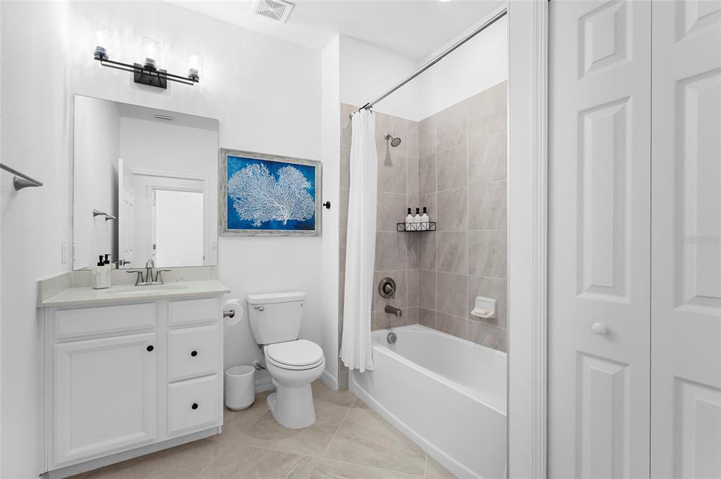 12490 Ghiberti Circle, Unit 201 Venice, FL 34293 - Photo 9 of 76