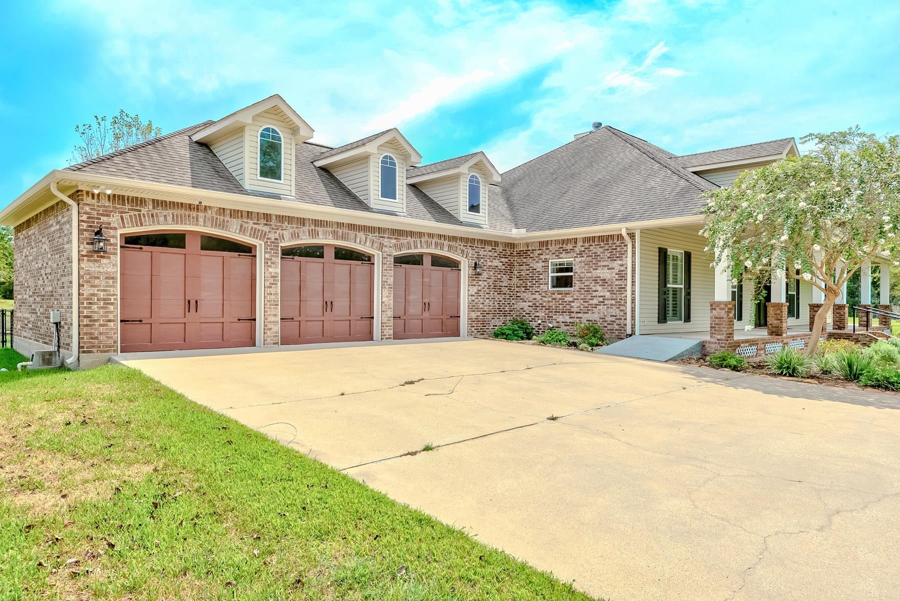 6560 Keith Road Lumberton, TX 77657 - Photo 5 of 43 Gallery Image 5