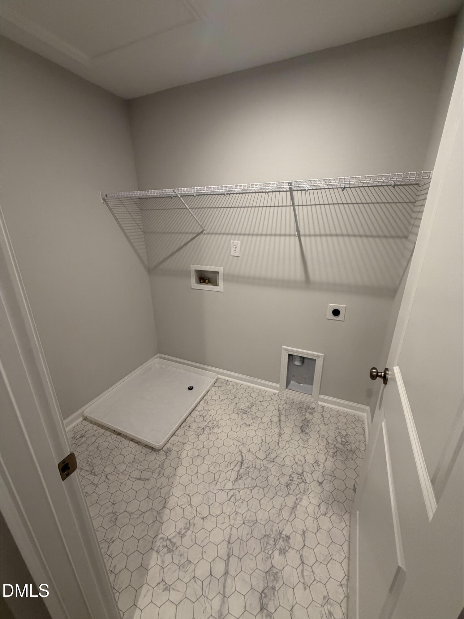 565 Marthas View Way Wake Forest, NC 27587 - Photo 11 of 17 processed-724805C4-5FE0-46D9-9152-B7DF44