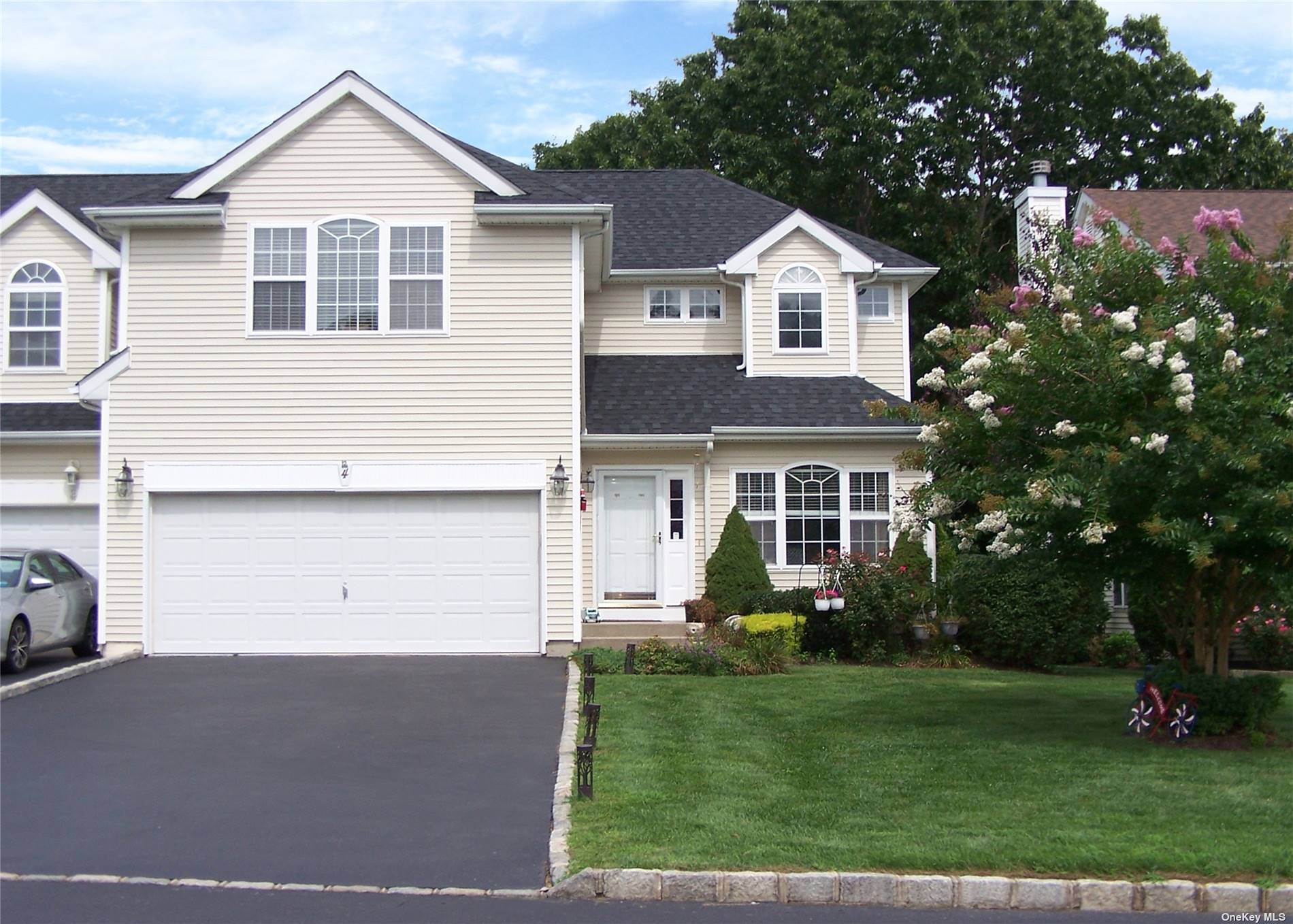 4 Sunflower Ridge Road, Unit 4 South Setauket, NY 11720 - Photo 1 of 1 Gallery Image 1