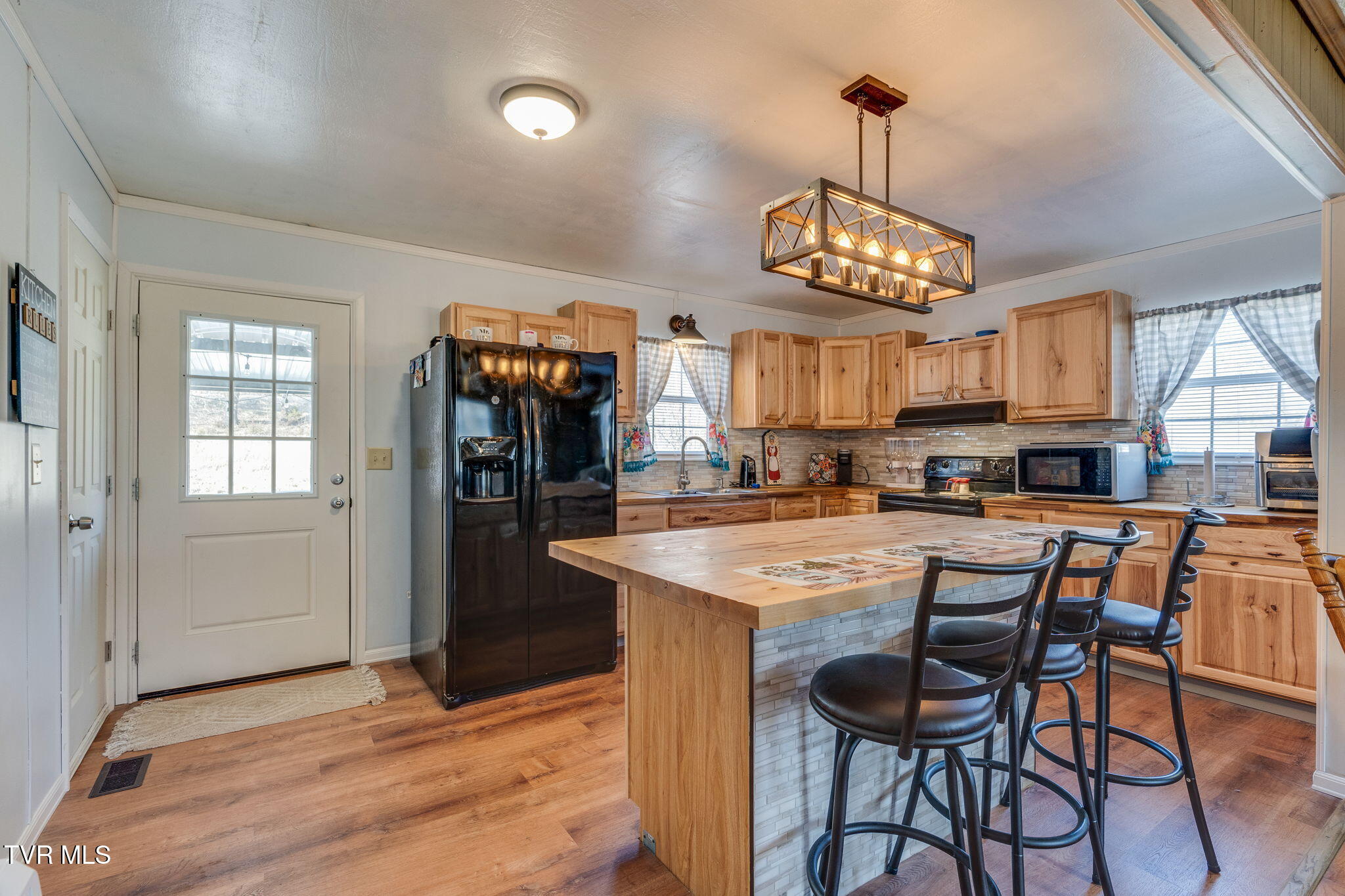 1260 Midway Road Midway, TN 37809 - Photo 7 of 37 007