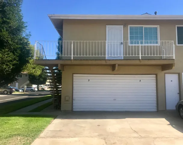 $194,900 | 431 West Alamos Avenue, Unit 4, Clovis, CA 93612