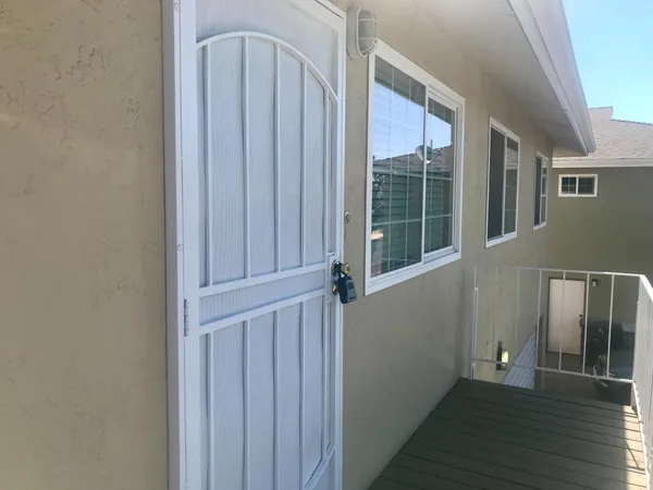 $179,900 | 431 West Alamos Avenue, Unit 4, Clovis, CA 93612