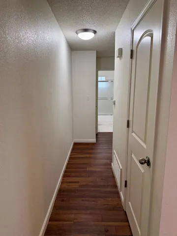 $194,900 | 431 West Alamos Avenue, Unit 4, Clovis, CA 93612