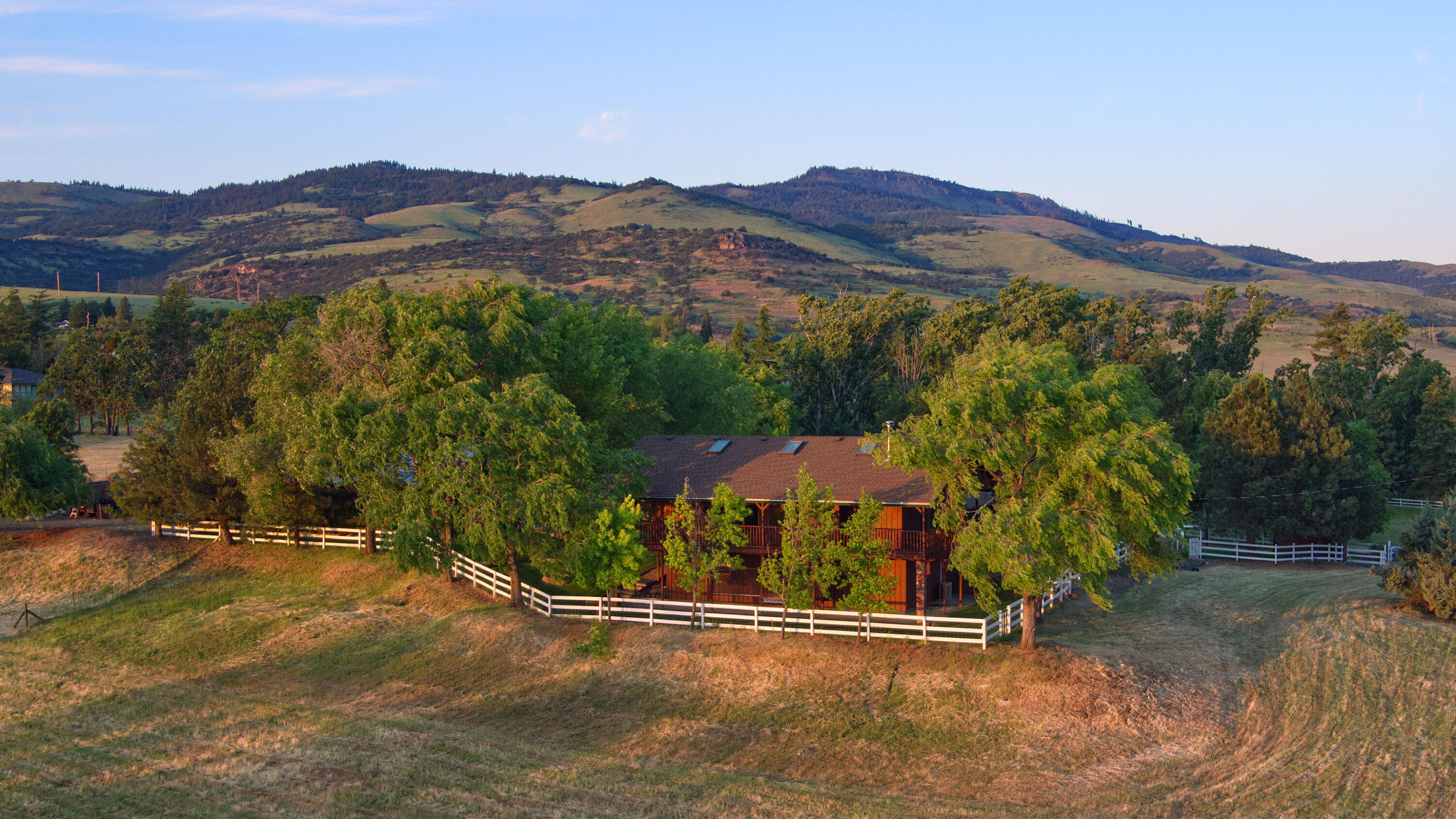 349 Wilson Road Ashland, OR 97520 - Photo 8 of 34 Aerial Sunset North Side 349 Wilson Road